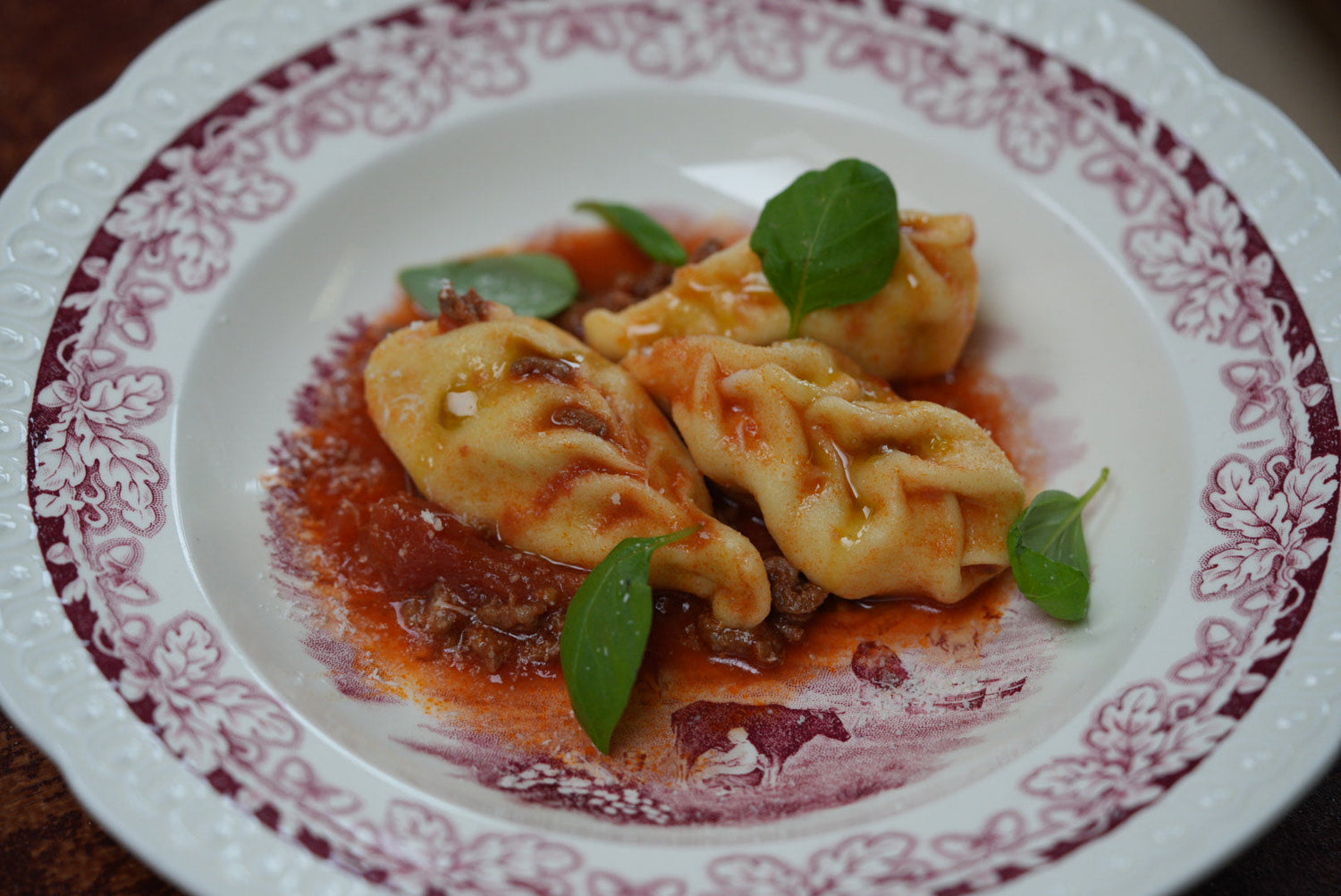 Culurgiones met eenvoudige en snelle tomatensaus