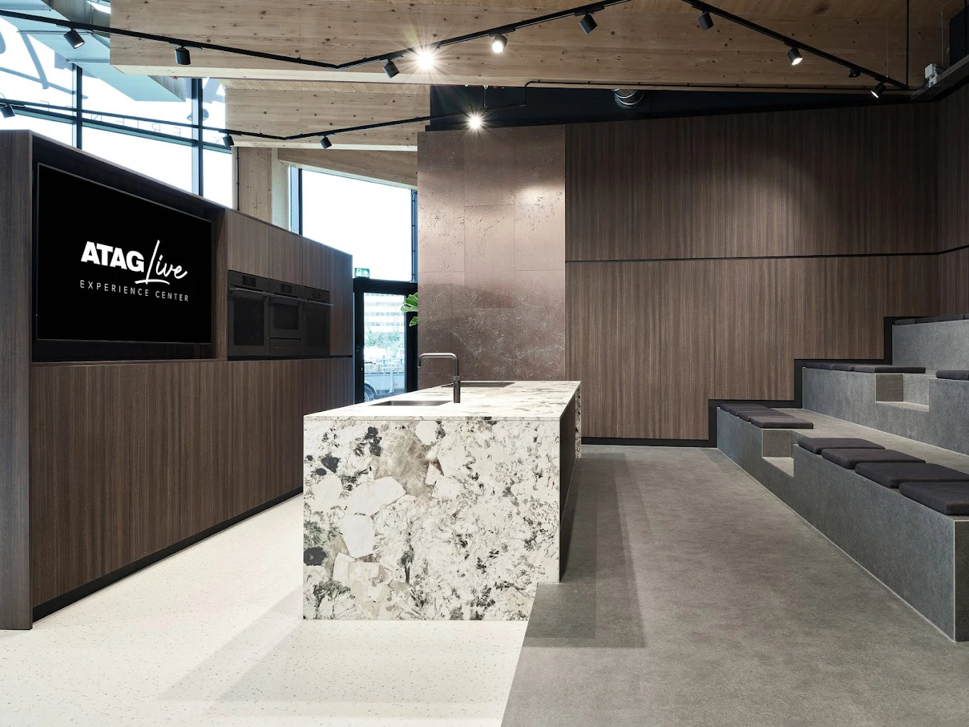 17/4 Smaaktheater Sarah Puozzo x ATAG | start 19u15