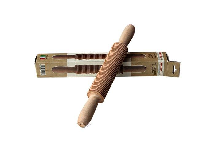 Deegrol om pasta te maken